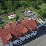 Konukevi Und Landgasthof Zum Bockshahn 3*