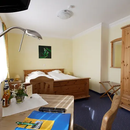 Und Landgasthof Zum Bockshahn Casa de hóspedes