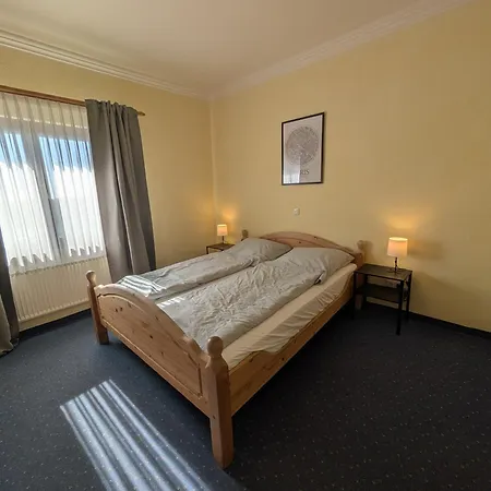 Und Landgasthof Zum Bockshahn 3*