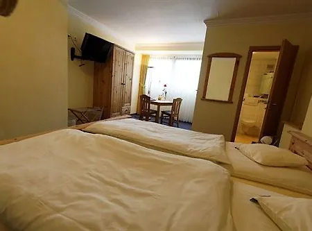 Und Landgasthof Zum Bockshahn Casa de hóspedes 3*