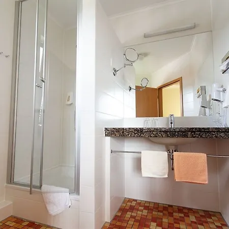 Und Landgasthof Zum Bockshahn 3* Spessart (Ahrweiler)
