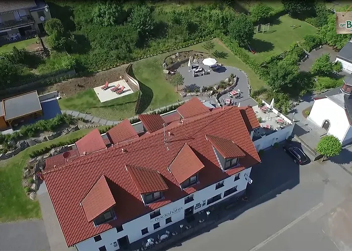 Gasthuis Und Landgasthof Zum Bockshahn 3*