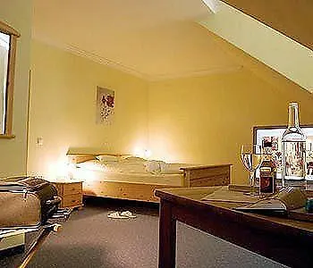 Gasthuis Und Landgasthof Zum Bockshahn