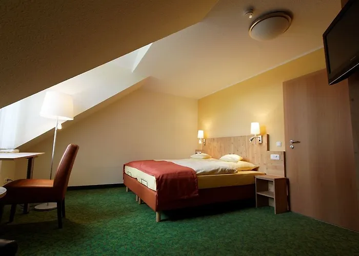 Und Landgasthof Zum Bockshahn 3* Spessart (Ahrweiler)